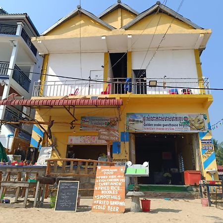 Golden Snake Guesthouse Beach เกาะรงสำลน ภายนอก รูปภาพ