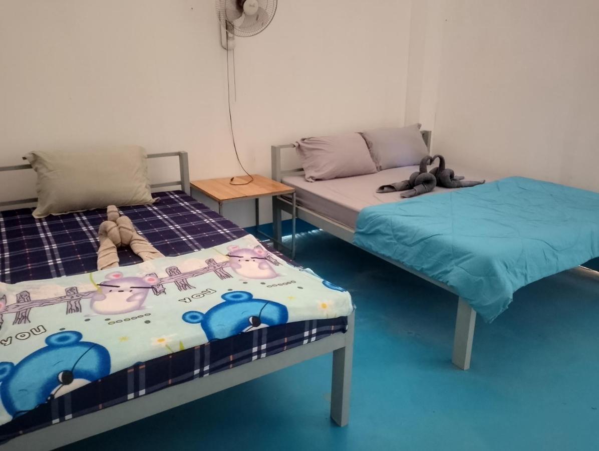 Golden Snake Guesthouse Beach เกาะรงสำลน ภายนอก รูปภาพ